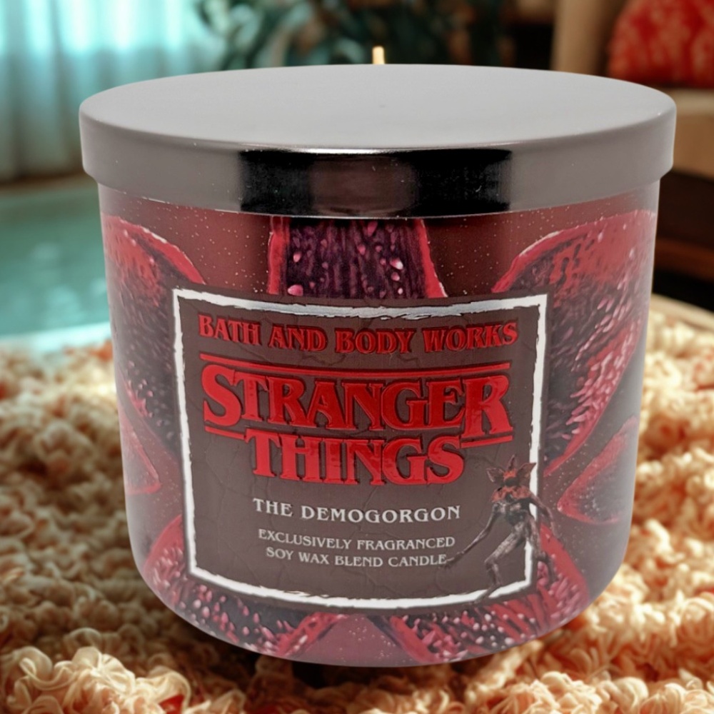 SOLD OUT Stranger Things “The Demogorgon” Candle Bath & Body Works 3